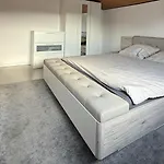 Casa Familia